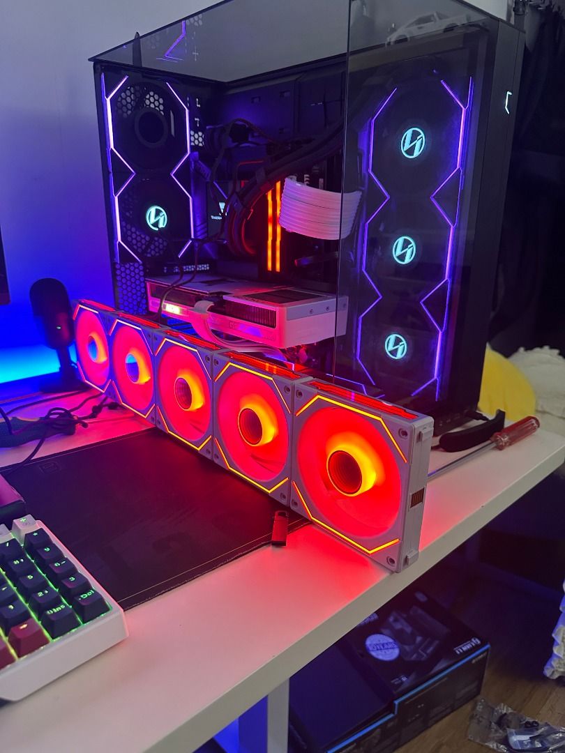 LIAN LI O11 Vision Compact With Lian Li Fans63223793378434112