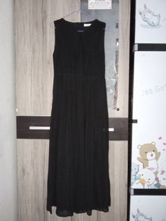 (Kategori: ) berada di . Dikirim oleh naths.fashionthrift (ID iklan 1378742822, Gambar 1). Deskripsi: .