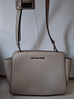 （分類：）位於 。 由 2nditems524 提交（商品編號 1378803003，圖片 1）。簡介： 。