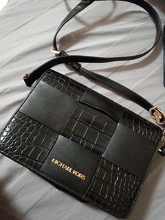 (Category: ) located in . Submitted by anyaellise23 (Listing ID 1378856899, Image 1). Description: .