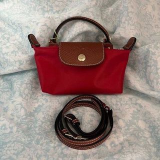 (Category: ) located in . Submitted by _girlfinds (Listing ID 1378734729, Image 1). Description: .