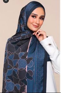 (Category: ) located in . Submitted by aizaiza (Listing ID 1378812046, Image 1). Description: .