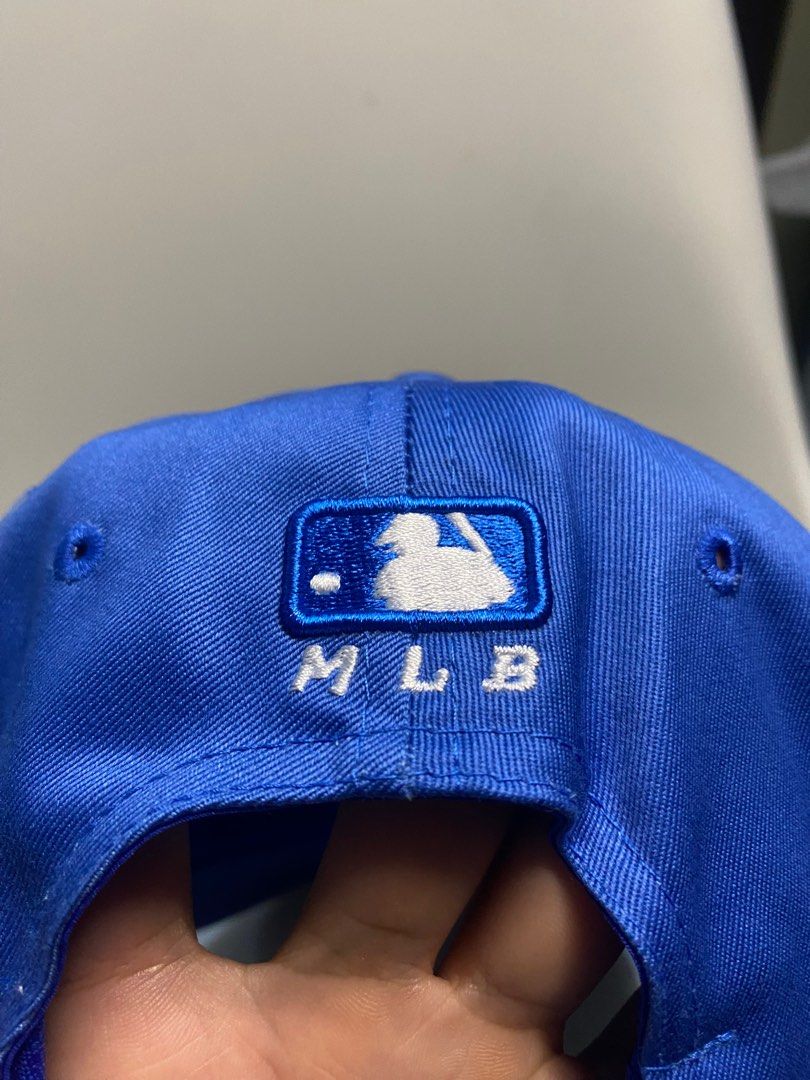 MLB korea Baseball Cap- LA Dodgers (Category: Caps & Hats) located in Manila. Submitted by ianmanalac74516 (Listing ID 1378863918, Image 2). Description: 🧢 MLB Korea – LA Dodgers Cap (Blue) ✨ Brand New | Unisex Fit 💸 ₱599 Show off your sporty style with this sleek LA Dodgers cap from MLB Korea. Featuring the classic LA logo up front and official MLB branding at the back, this cap is made for both fans and streetwear lovers. ✔️ LA Dodgers logo (