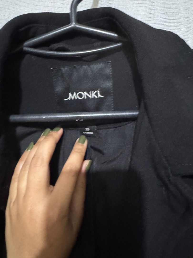 Monki trench coat (Category: Coats, Jackets and Outerwear) located in Iriga City. Submitted by cuffph (Listing ID 1378748354, Image 2). Description: .