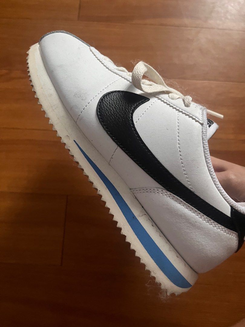 Nike cortez (Category: Sneakers) located in Pasig City. Submitted by studenthoarder (Listing ID 1378776178, Image 3). Description: Lightly used just needs cleaning, just bought this January 2025.