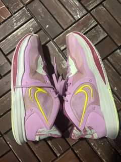 (Category: ) located in . Submitted by quick_sneakers (Listing ID 1378889493, Image 1). Description: .
