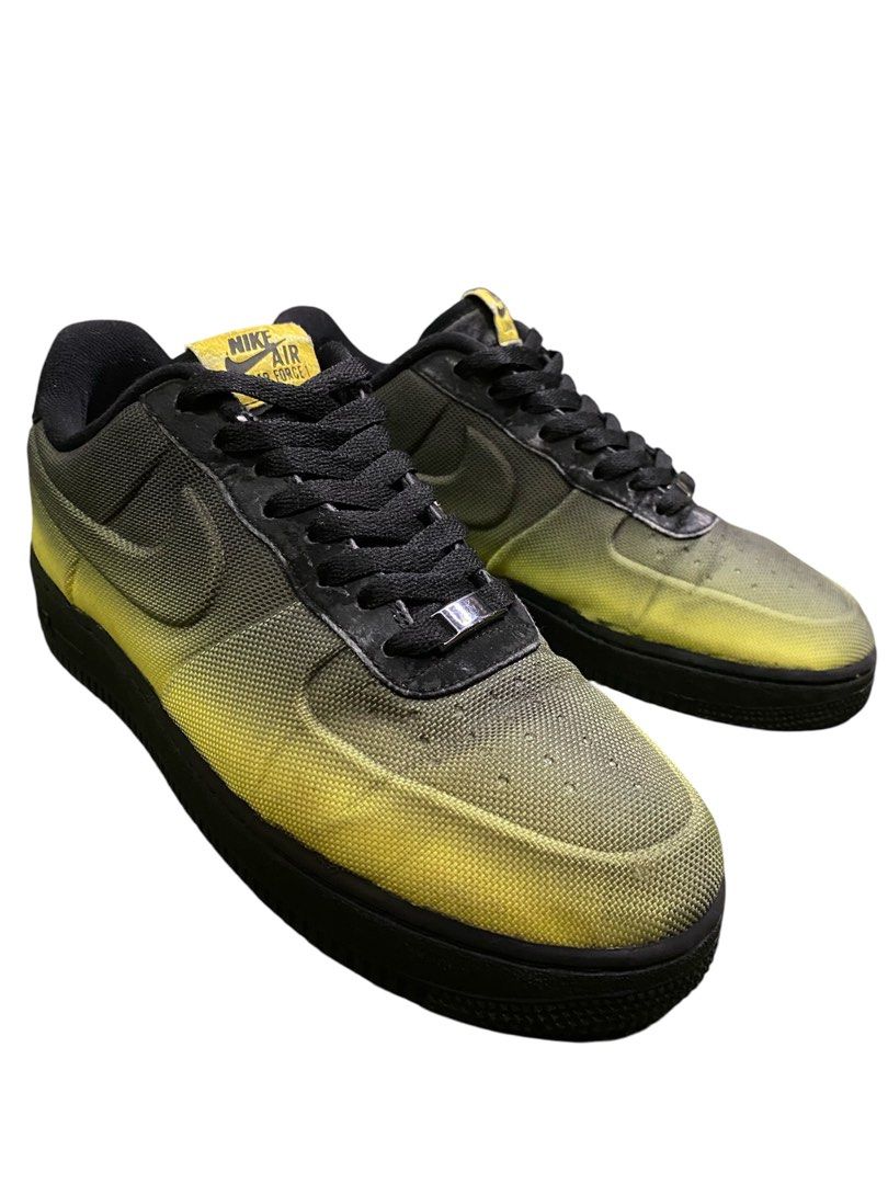 Nike lunar force yellow, Fesyen Pria, Sepatu Sneakers di Carousell