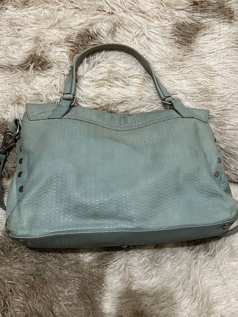 Original Zanellato Postina Large (Category: Luxury Bags & Wallets) located in Puerto Princesa. Submitted by betz0921 (Listing ID 1378807963, Image 2). Description: Selling low due to used condition and some discoloration sa leather due to oxidation Bag is still in good condition but since there are some issues that’s why selling at a much lower price… Grab niyo na din maganda pa ung bag and you can also use it as a laptop bag .