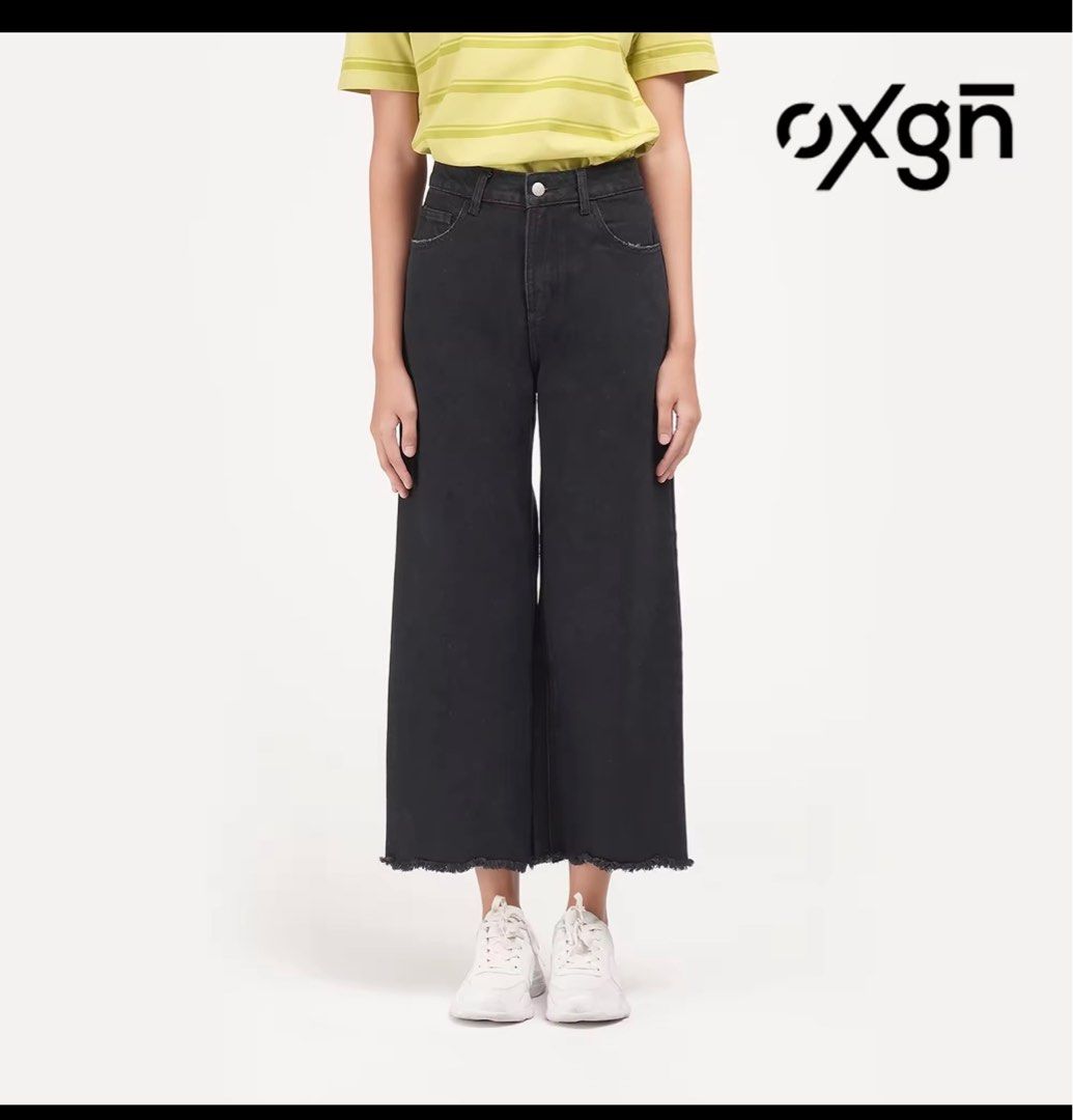 OXGN Wide Leg Pants (Black) (Category: Jeans) located in Mandaluyong City. Submitted by kthln (Listing ID 1378893040, Image 1). Description: OXGN Wide Leg Pants (Black) Fits Large to XL, non-stretch denim Brand new with tag Price slightly negotiable Price slightly negotiable.