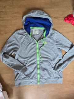 (Category: ) located in . Submitted by claricewwx (Listing ID 1378755348, Image 1). Description: .