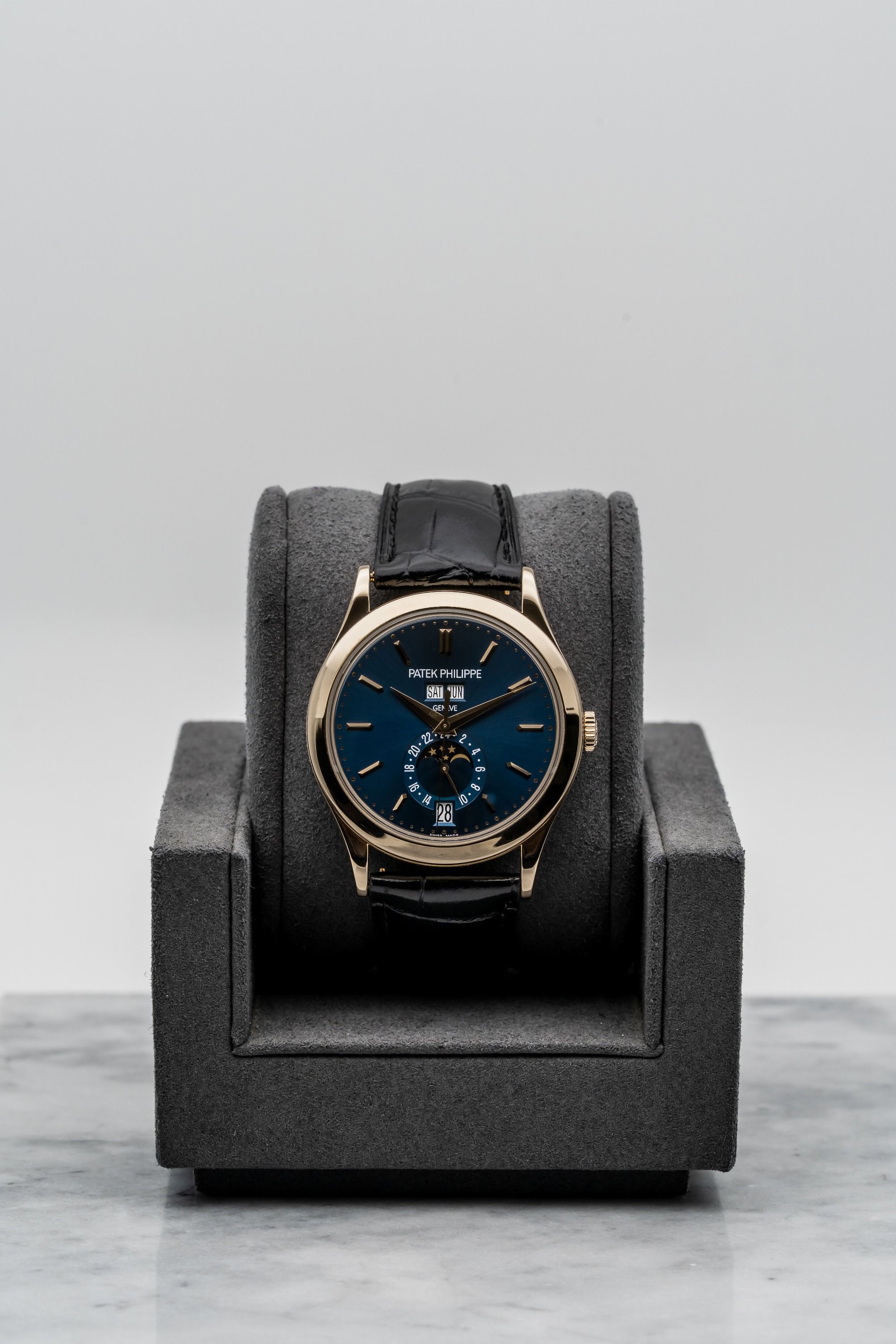 Patek Philippe Annual Calendar 5396R-014 Blue Dial, Rose Gold • 2017 • 📦 & 📄 (Category: Watches) located in Singapore. Submitted by timetells (Listing ID 1378771983, Image 1). Description: Brand: Patek Philippe Model: Annual Calendar Reference Number: 5396R-014 Year: 2017 Case Size: 38mm Case: 18K Rose Gold Dial: Blue Sunburst with Day, Date & Month Apertures, Moonphase & 24H Indicator Strap: Black Alligator Leather with Rose Gold Tang Buckle M