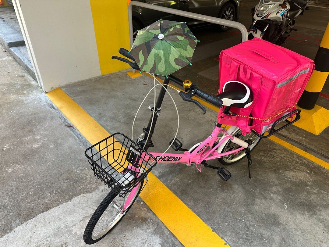 Phoenix Folding Bike (Only Bicycles) (Category: Bicycles) located in Singapore. Submitted by khor336 (Listing ID 1378812587, Image 2). Description: Pink Phoenix folding bike,ready to go. （used one time only ）.