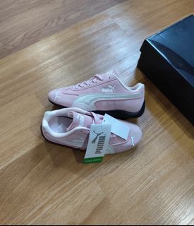 (Kategori: ) berada di . Dikirim oleh stylusneakers (ID iklan 1378917005, Gambar 1). Deskripsi: .
