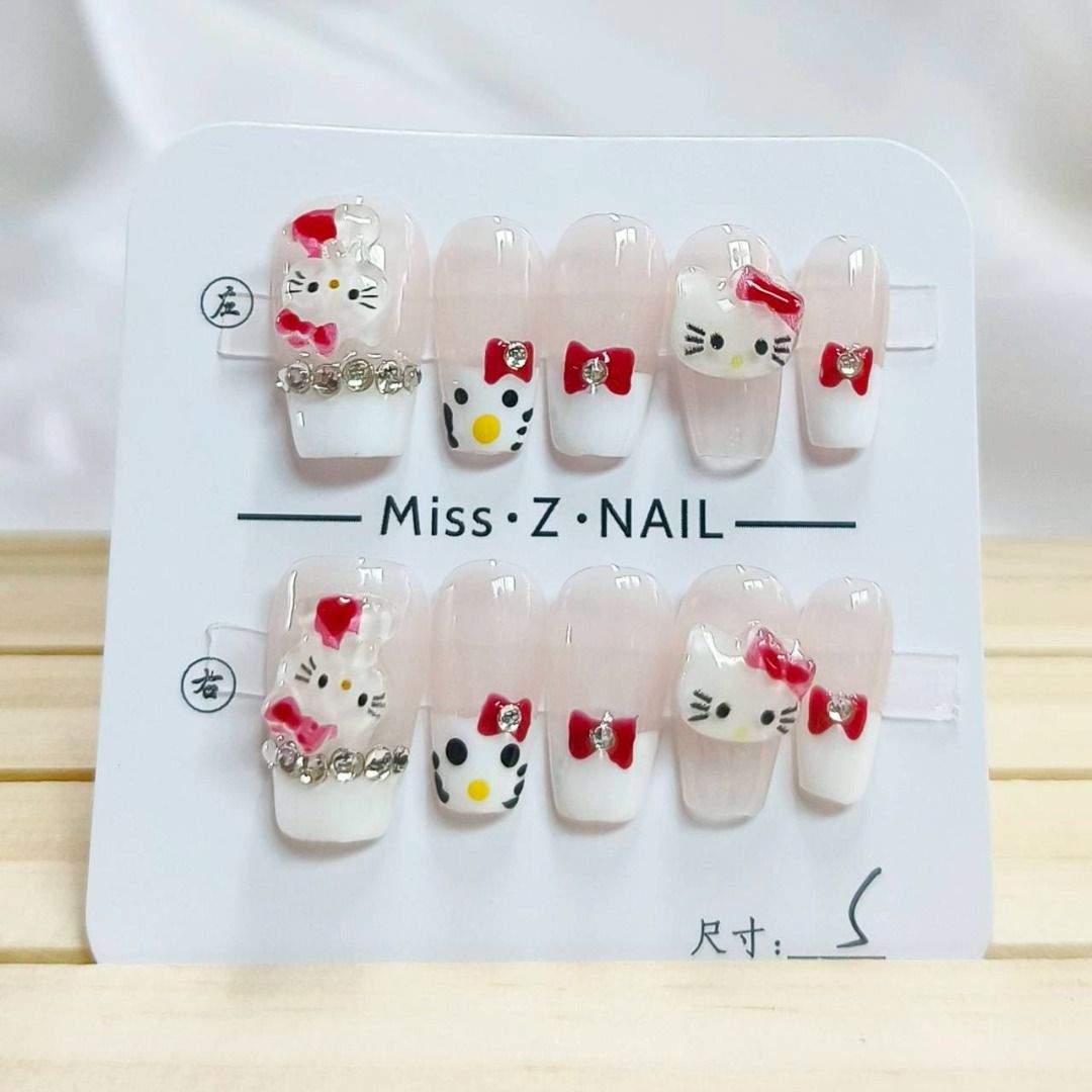 由 sssssstore (刊登 ID 1378772348，圖片 1) 提交，位於 新北市 (New Taipei) 的 穿戴甲S (類別：美甲、手部保養)，說明：。