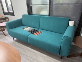 (Category: ) located in . Submitted by priceworthfurniture (Listing ID 1378763831, Image 1). Description: .