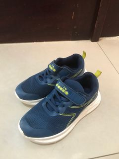 (Kategori: ) berada di . Dikirim oleh shop.dikita (ID iklan 1378791033, Gambar 1). Deskripsi: .