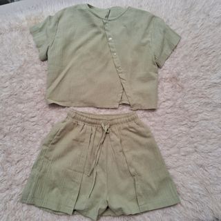 (Kategori: ) berada di . Dikirim oleh uniqloja (ID iklan 1378850336, Gambar 1). Deskripsi: .