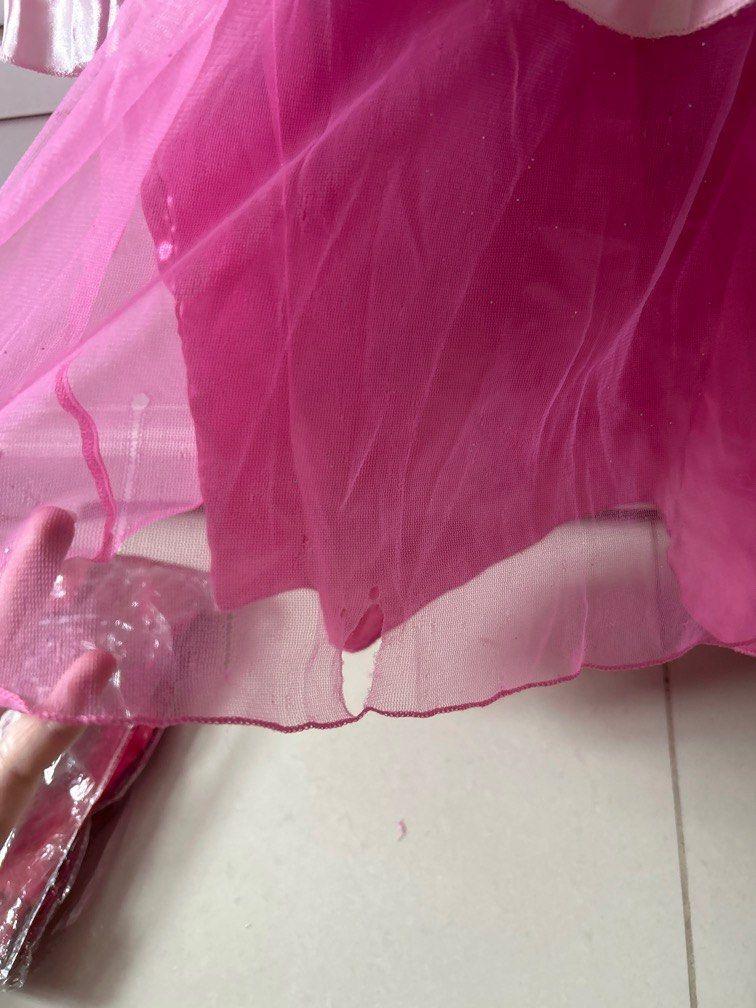 Sleeping beauty pink costume dress-7yr (Category: Babies & Kids Fashion) located in Singapore. Submitted by citruspulp (Listing ID 1378728333, Image 2). Description: Some slight tears as shown in photo Not for fussy.