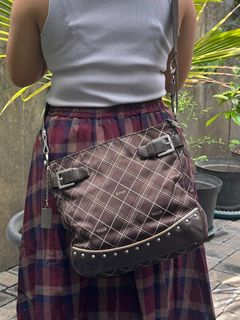 (Kategori: ) berada di . Dikirim oleh gendhis.thriftie (ID iklan 1378875896, Gambar 1). Deskripsi: .
