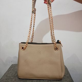 (Kategori: ) berada di . Dikirim oleh ewaiwai (ID iklan 1378802334, Gambar 1). Deskripsi: .