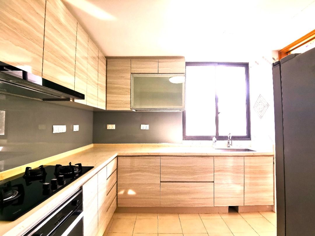 No-Deposit Option Available | Spacious Master Bedroom with Balcony for Rent | Walk to Tanjong Pagar MRT63227232945795113