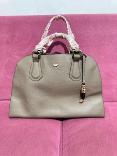(Kategori: ) berada di . Dikirim oleh dw_preloveds (ID iklan 1378872775, Gambar 1). Deskripsi: .