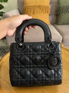(Kategori: ) berada di . Dikirim oleh pretty.preloved.id (ID iklan 1378753243, Gambar 1). Deskripsi: .