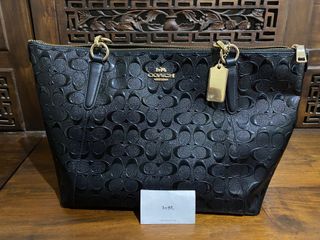 (Kategori: ) berada di . Dikirim oleh calluella.shop (ID iklan 1378807623, Gambar 1). Deskripsi: .