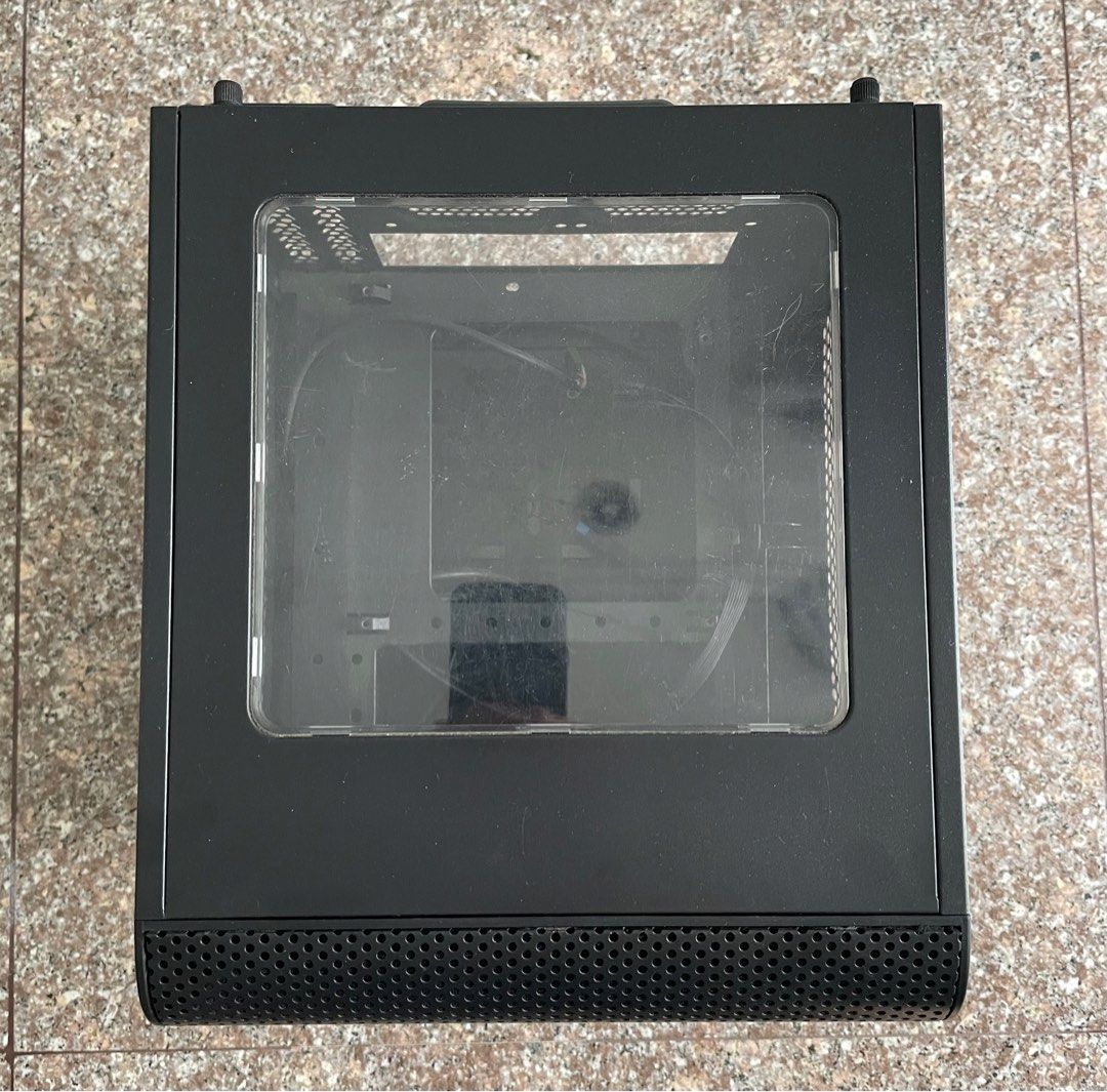 [Boon Lay MRT] Thermaltake Core V1 Mini ITX Cube Case with Fan63223792675330112
