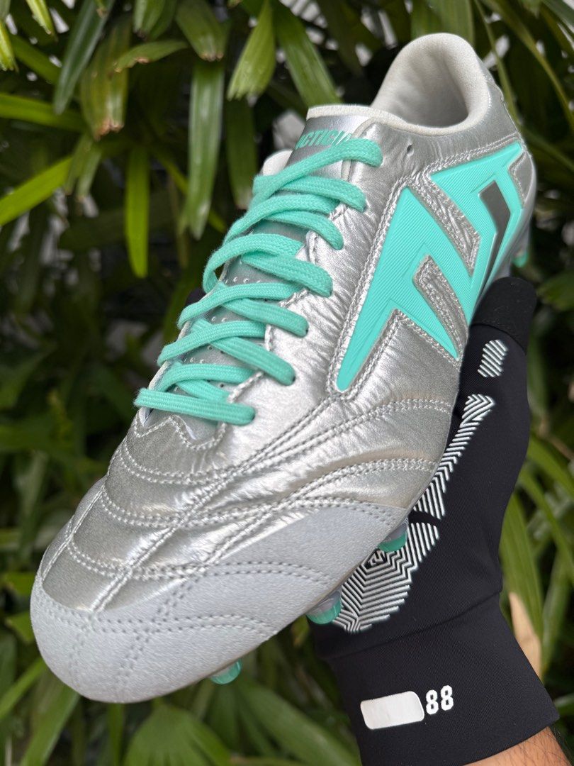 TLSS Tactician Goat FG or MG, Sports Equipment, Sports