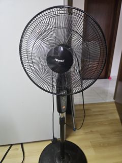 (Category: ) located in . Submitted by swap.webs (Listing ID 1378726986, Image 1). Description: .