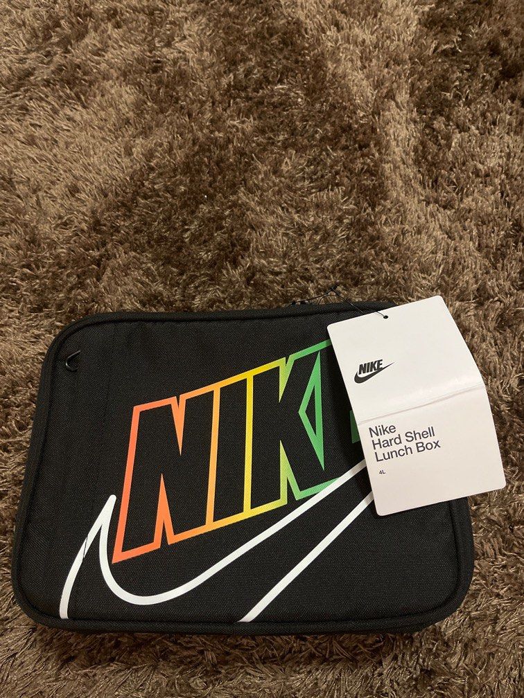 Unisex lunch box from 🇺🇸 (Category: Carriers & Slings) located in Manila. Submitted by ty_imported_goods (Listing ID 1378732959, Image 1). Description: Original nike lunch box Hard shell lunch box From U.S Color: black From $32 i’m selling it for only ₱1,500.