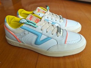 （分類：）位於 。 由 liow852 提交（商品編號 1378785435，圖片 1）。簡介： 。