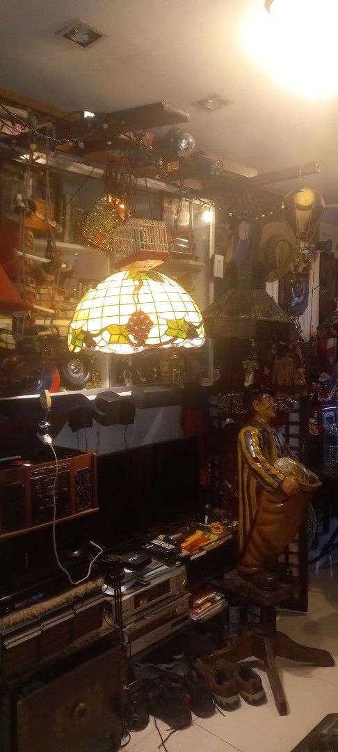 Vintage droplight lamp (Category: Lighting) located in Manila. Submitted by richardlee51903 (Listing ID 1378833672, Image 3). Description: vintage droplight lamp tiffany height is 12 inches diameter is 19 inches Good for restaurant bar ..Nice mancave display.