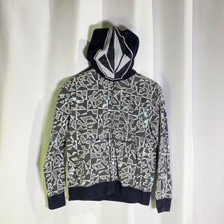 (Category: ) located in . Submitted by duothrifting (Listing ID 1378754917, Image 1). Description: .