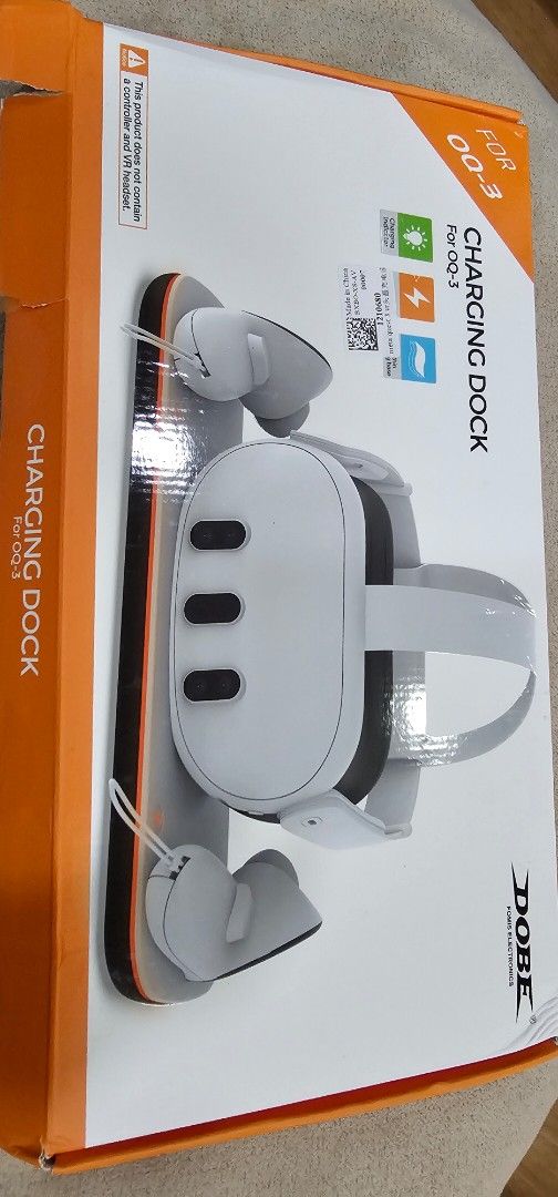 VR Headset Controller Charging Dock (Category: Cables & Chargers) located in Singapore. Submitted by maglam0479 (Listing ID 1378803821, Image 2). Description: Considered brand new, opened the box to make sure its working. But didn't get to use because my headset arrived later with its own charging dock by seller. Too anxious to order 1st without checking..