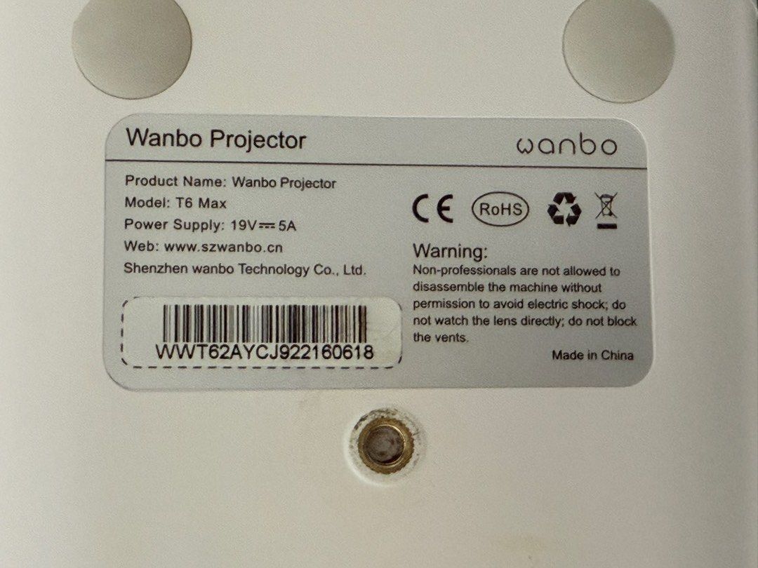 Wanbo T6 Max 4K Auto-Focus Projector Portable Android 9.0 Remote Voice (Category: Projectors) located in Manila. Submitted by ekam_ (Listing ID 1378816342, Image 2). Description: .