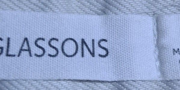 White shorts (Category: Women's Clothes) located in Sydney. Submitted by compelling.desires (Listing ID 1378870595, Image 2). Description: size 6 High waisted cute partly ripped I areas.