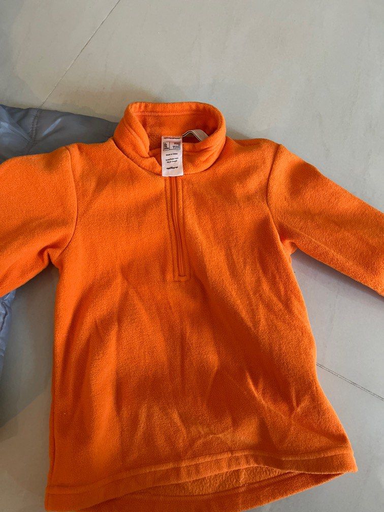 Winter jacket (Category: Babies & Kids Fashion) located in Singapore. Submitted by lzmaboo (Listing ID 1378837836, Image 2). Description: 2 piece winter wear Quechua orange jacket size 98cm/3 Waterproof grey jacket with hood size 98.