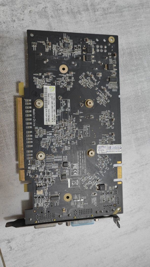 XFX GeForce 9600 GT Graphics Card63223793330178111
