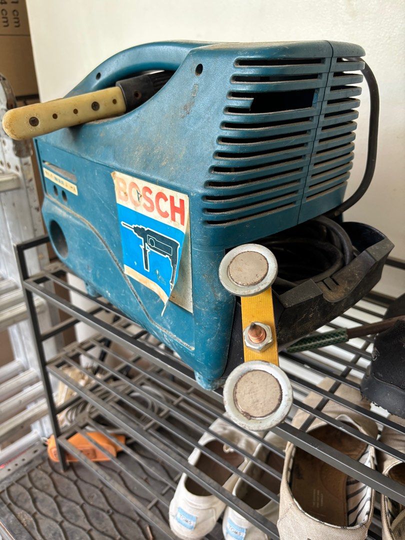 150 A Welding Machine (Category: Construction Tools & Equipment) located in Muntinlupa City. Submitted by lackayvangie (Listing ID 1379126438, Image 1). Description: Imported welding machine with free auto darkening welding mask.