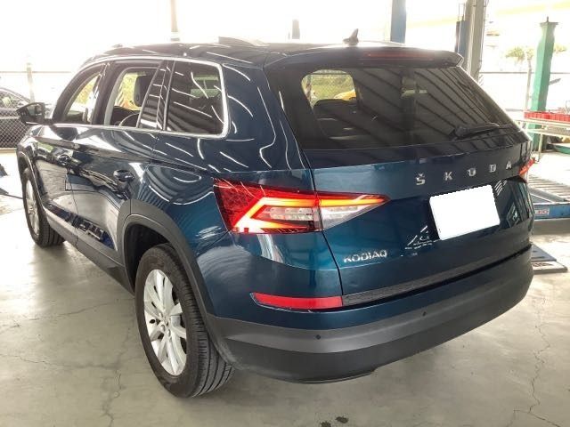由 a779573339957 (刊登 ID 1379008990，圖片 2) 提交，位於 新北市 (New Taipei) 的 2021 SKODA KODIAQ 1.5L 4.3萬公里 七人座 2WD版本 NT$570,000 (類別：汽車出售)，說明：有第三方認證，無待修、無泡水、無事故、三大保固 LINE:PT0974 #汽車#中古車#新車#原廠#代理商#貿易商#新古車#買車#賣車#五股#新北市#台北市#桃園市#換車。