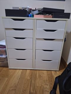 (Category: ) located in . Submitted by wardrobemagic (Listing ID 1379073524, Image 1). Description: .