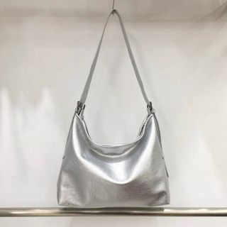 由 Luluchennnnn (刊登 ID 1378977655，圖片 1) 提交，位於 的 (類別：)，說明：。
