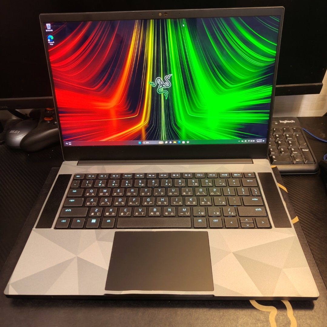 由 pc_bank (刊登 ID 1379036832，圖片 1) 提交，位於 高雄市 (Kaohsiung) 的 RAZER 雷蛇 BLADE 14吋 電競筆電(R9-6900HX/RTX3080Ti/16GB/1TB/WIN11)黑色 (類別：桌上電腦或筆記型電腦)，說明：少用外觀良好 功能正常 有貼保護貼 盒裝配件齊全 高雄可以面交。