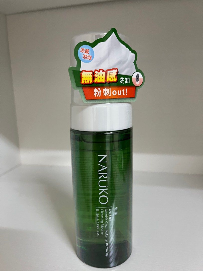 由 hua24 (刊登 ID 1379079667，圖片 1) 提交，位於 台南市 (Tainan) 的 牛爾洗卸兩用慕絲 (類別：護膚、清潔產品)，說明：全新未開封 誠🉑小議。