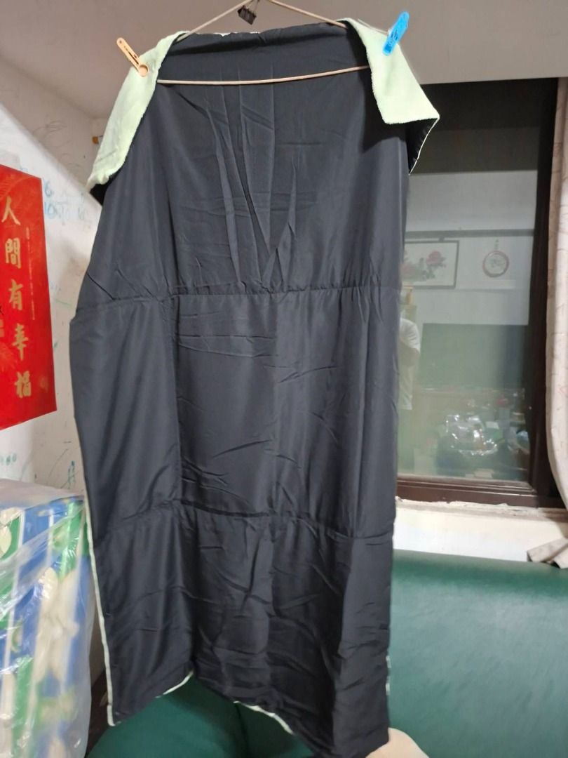 由 qwea123456789 (刊登 ID 1379113807，圖片 3) 提交，位於 台北市 (Taipei) 的 多用途小毛毯 (類別：床具浴巾)，說明：多用途 共有5種 全新未使用過。