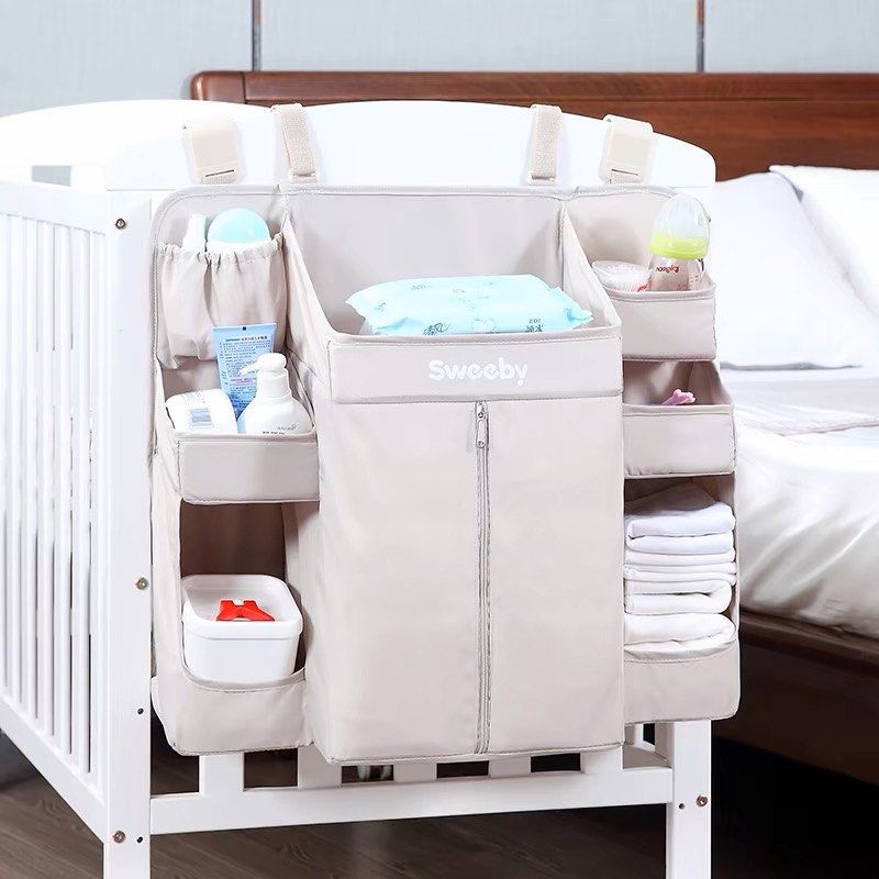 由 aassdd778899 (刊登 ID 1379021370，圖片 1) 提交，位於 屏東縣 (Pingtung) 的 全新嬰兒床 床邊收納 (類別：嬰兒高腳椅)，說明：用不到一直放著 全新拆開看而已就放回箱子。