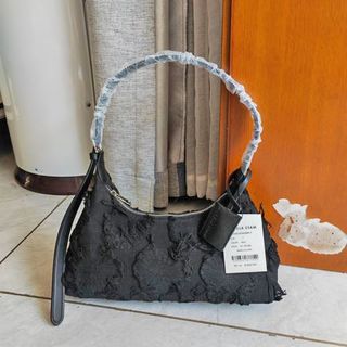 （分類：）位於 。 由 doota_mall 提交（商品編號 1379082230，圖片 1）。簡介： 。