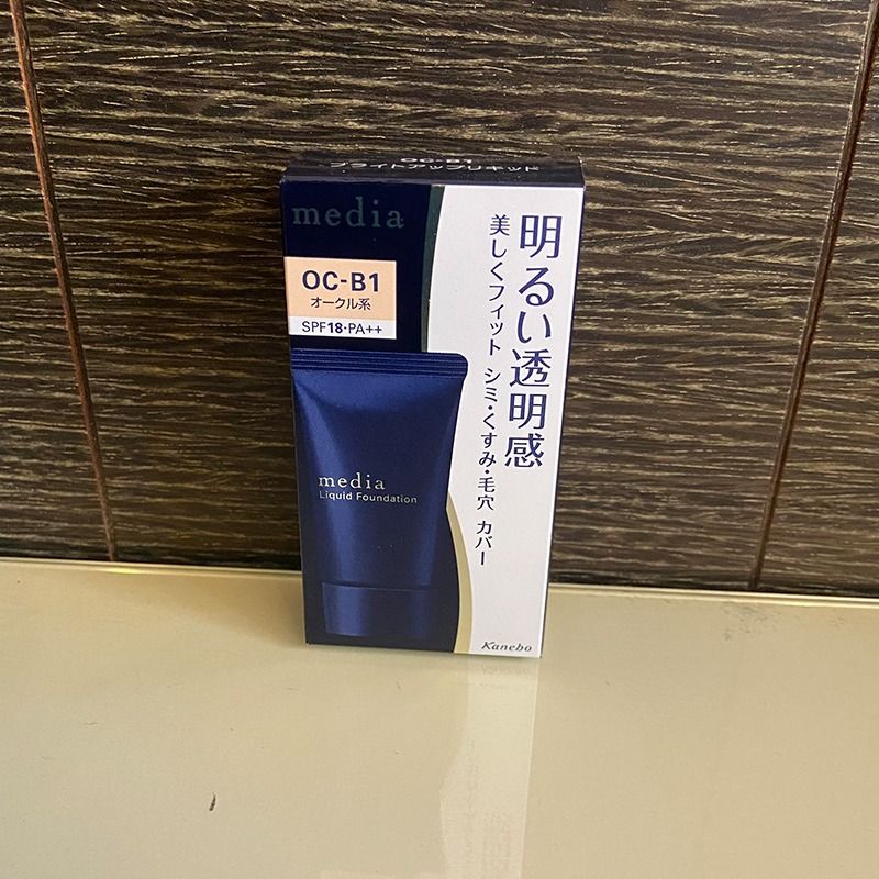 由 water930731 (刊登 ID 1379063223，圖片 1) 提交，位於 新北市 (New Taipei) 的 全新 media 媚點勻透柔光粉底液 OC-B1 (類別：化妝品)，說明：。